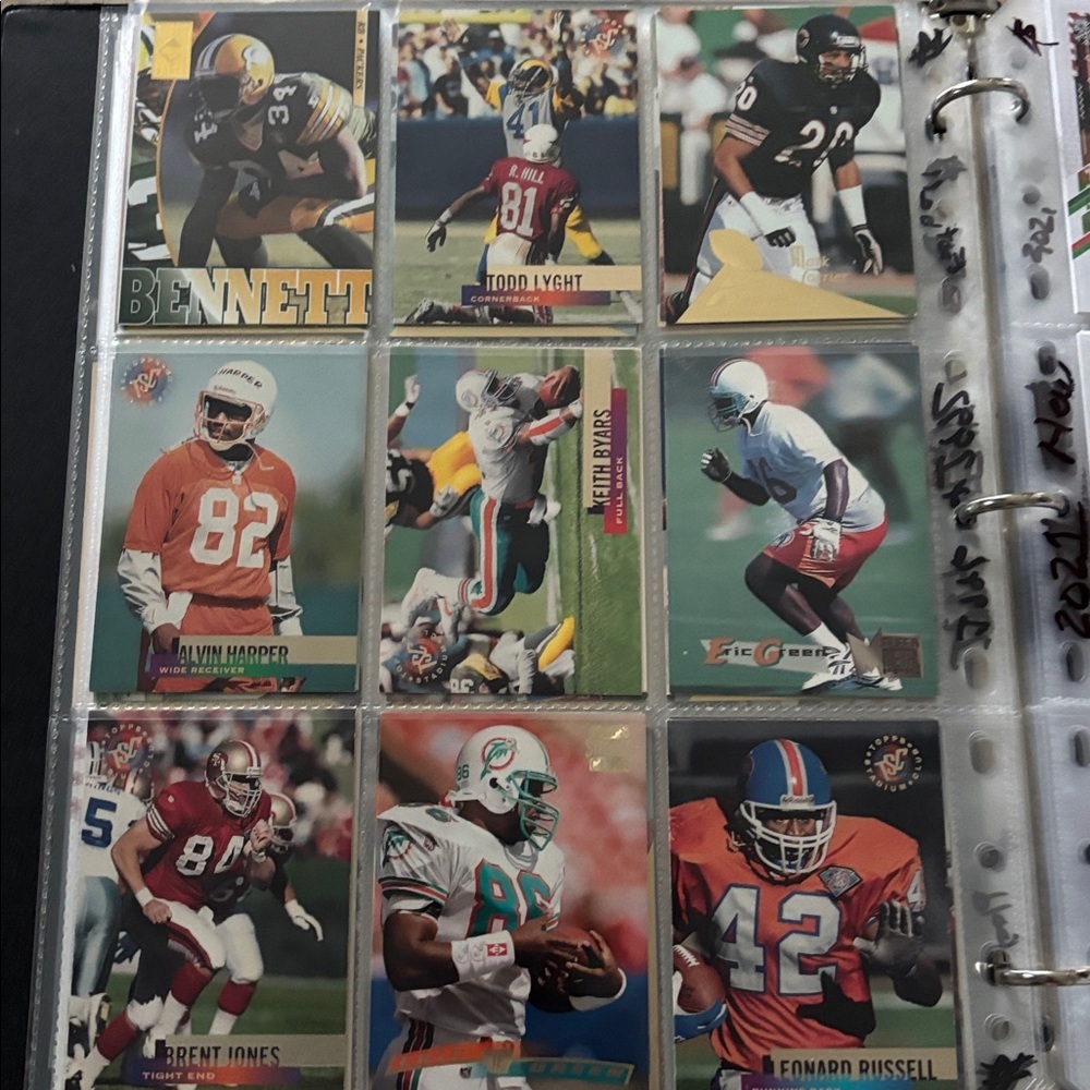Lot  of 196 -Cards Black Binder of Mix Sport Cards - Picture 8 of 15